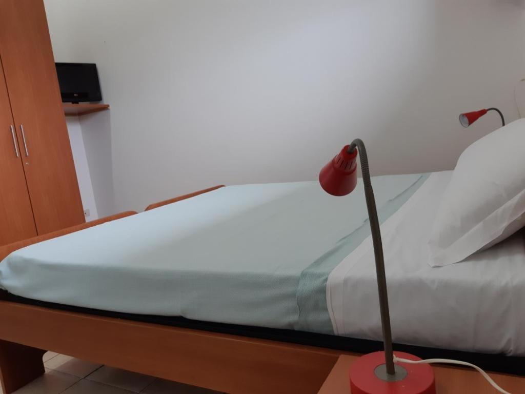 La Cordata Accommodation - Brodolini 24 Чинизело Балсамо Екстериор снимка