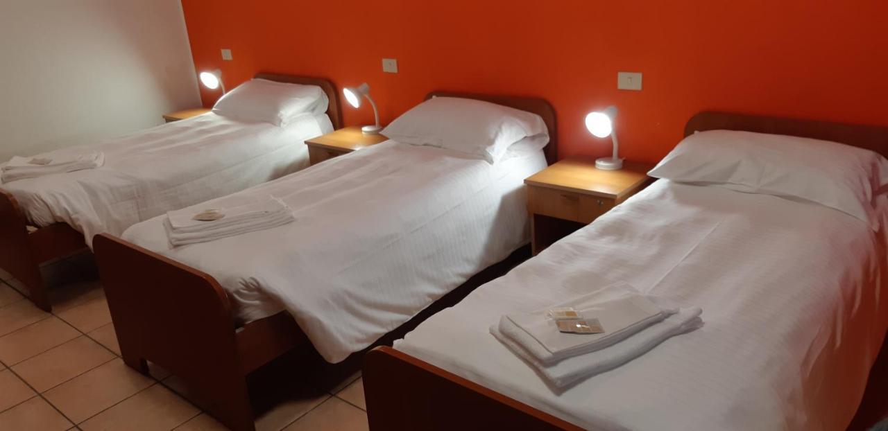 La Cordata Accommodation - Brodolini 24 Чинизело Балсамо Екстериор снимка